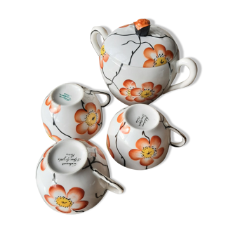 Lot tea cups and flower sugar bowls, Delvaux