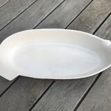 Terracotta dish with pouring edge