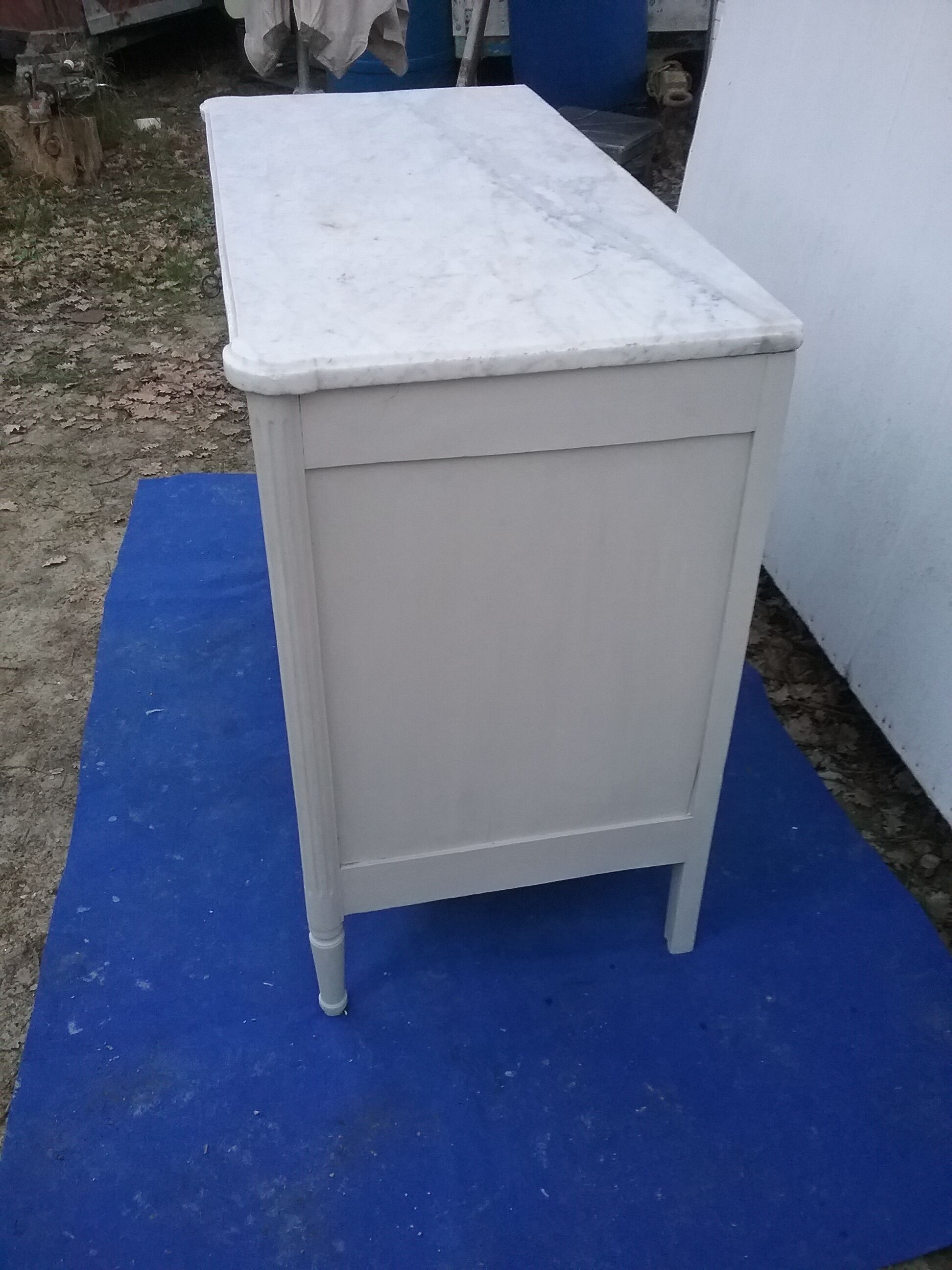 Commode style L XVI white marble
