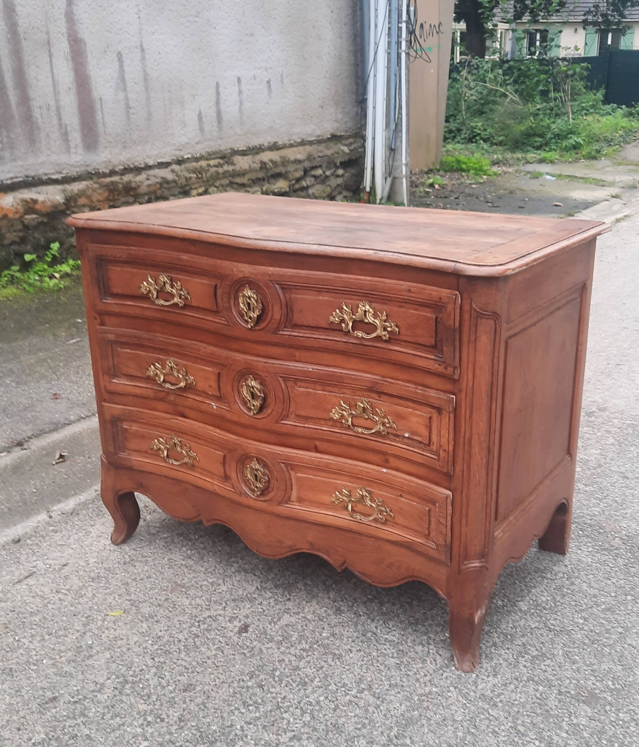 Louis XV period oak chest of drawers