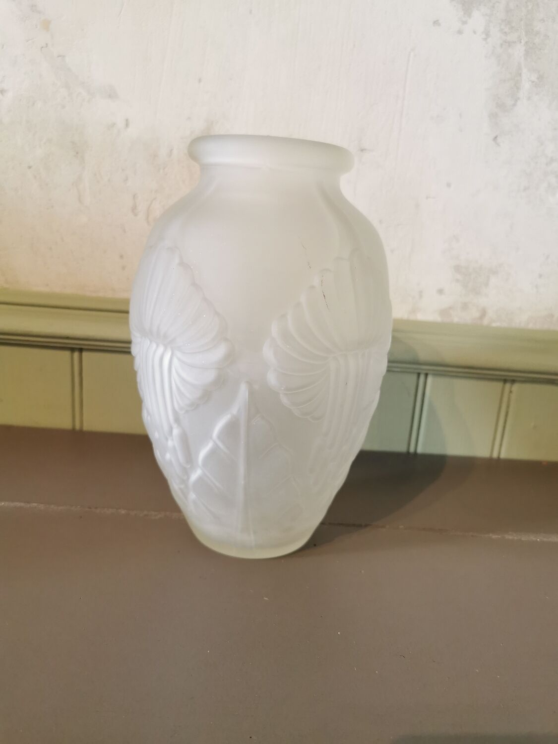 Art Deco vase glass paste