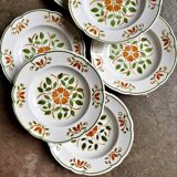 6 glazed earthenware soup plates