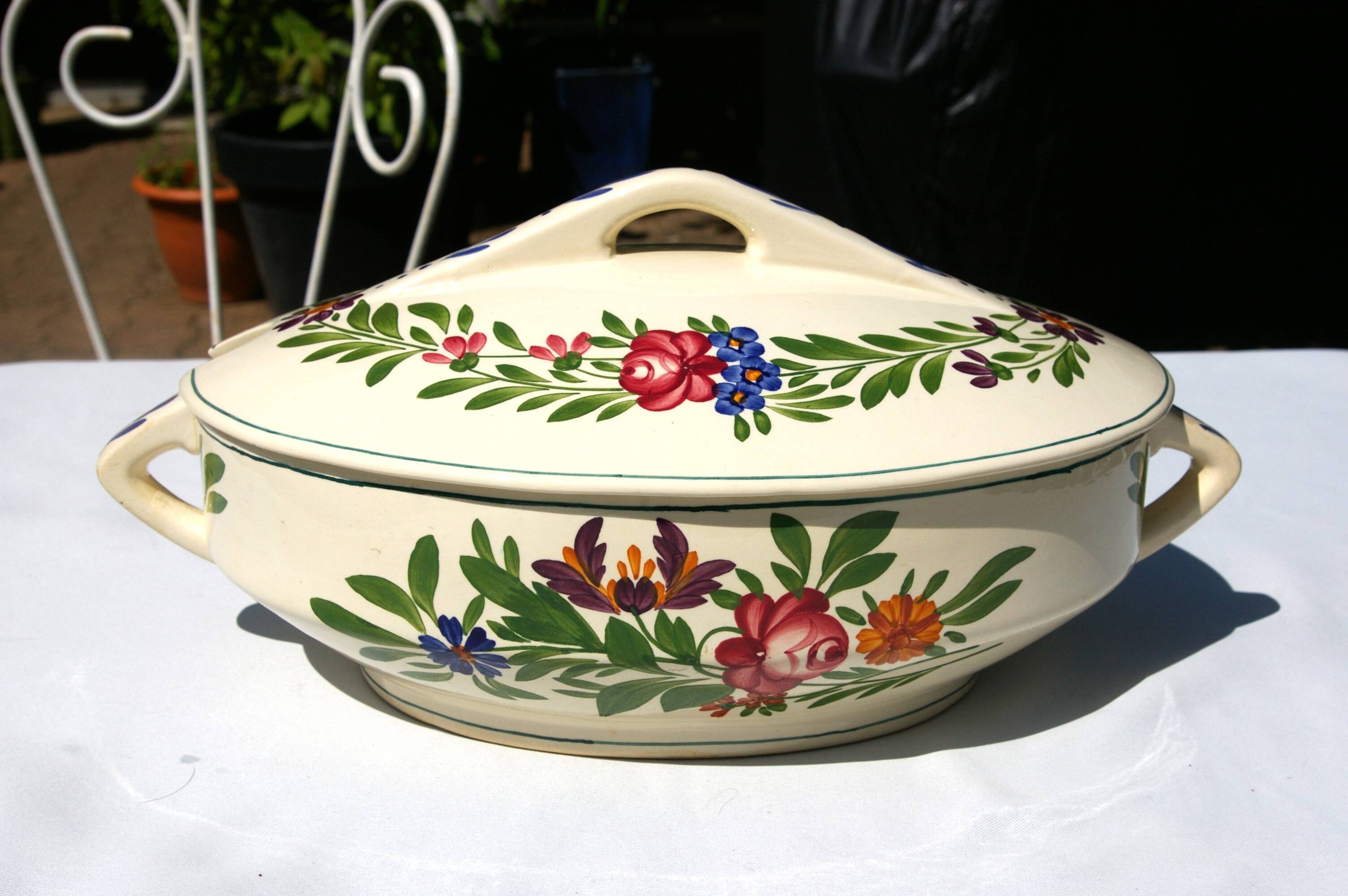 Earthenware tureen UC Sarreguemines Rusticana model hand painted floral decoration