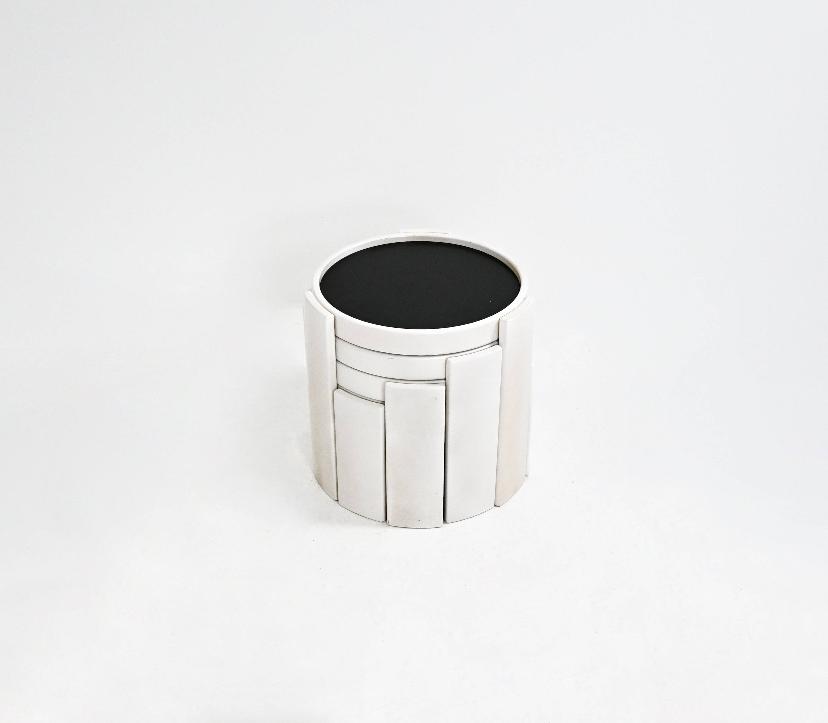 Nest tables model 780, created by Gianfranco Frattini for Cassina, year
