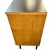 Commode vintage avec pieds en acier