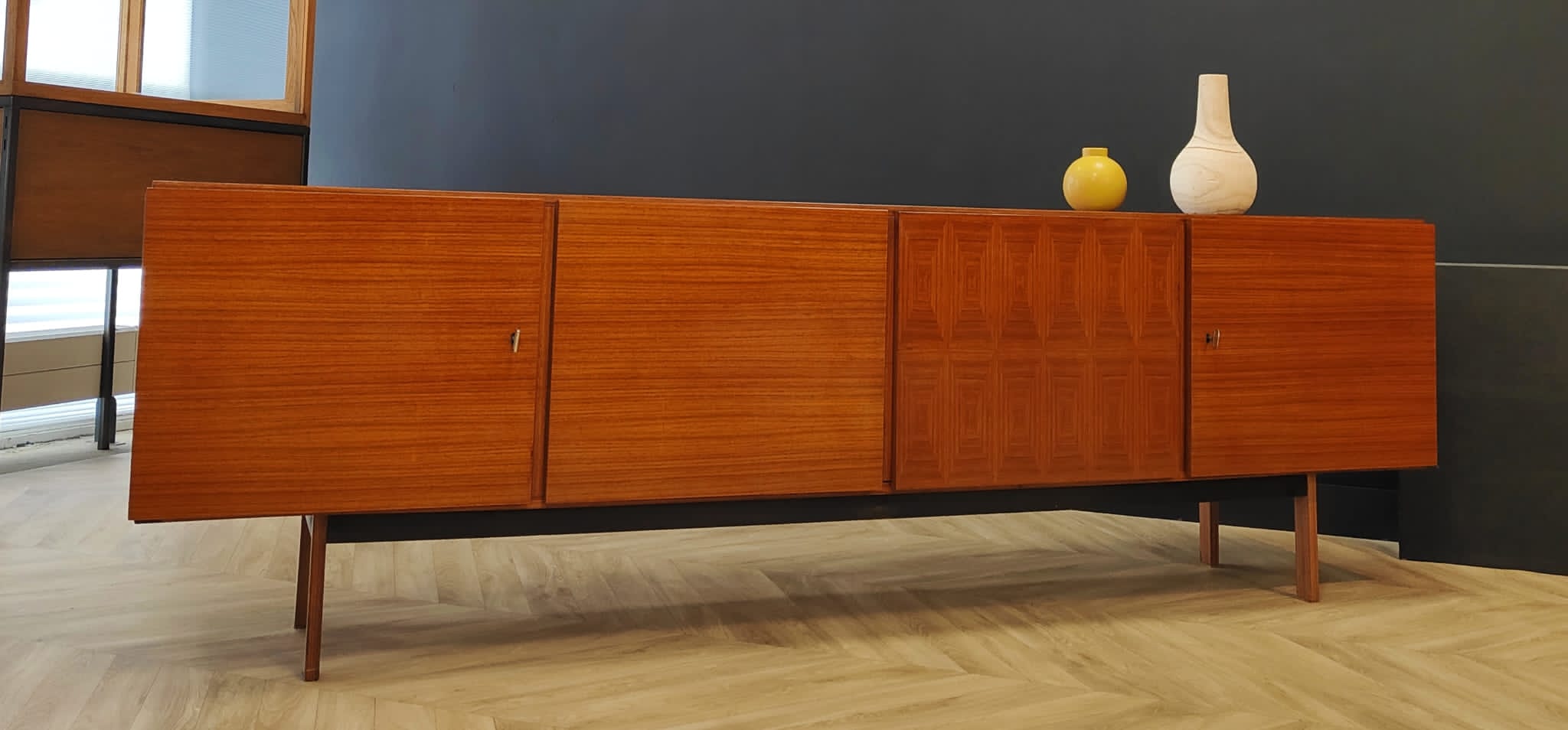 Enfilade Mid Century