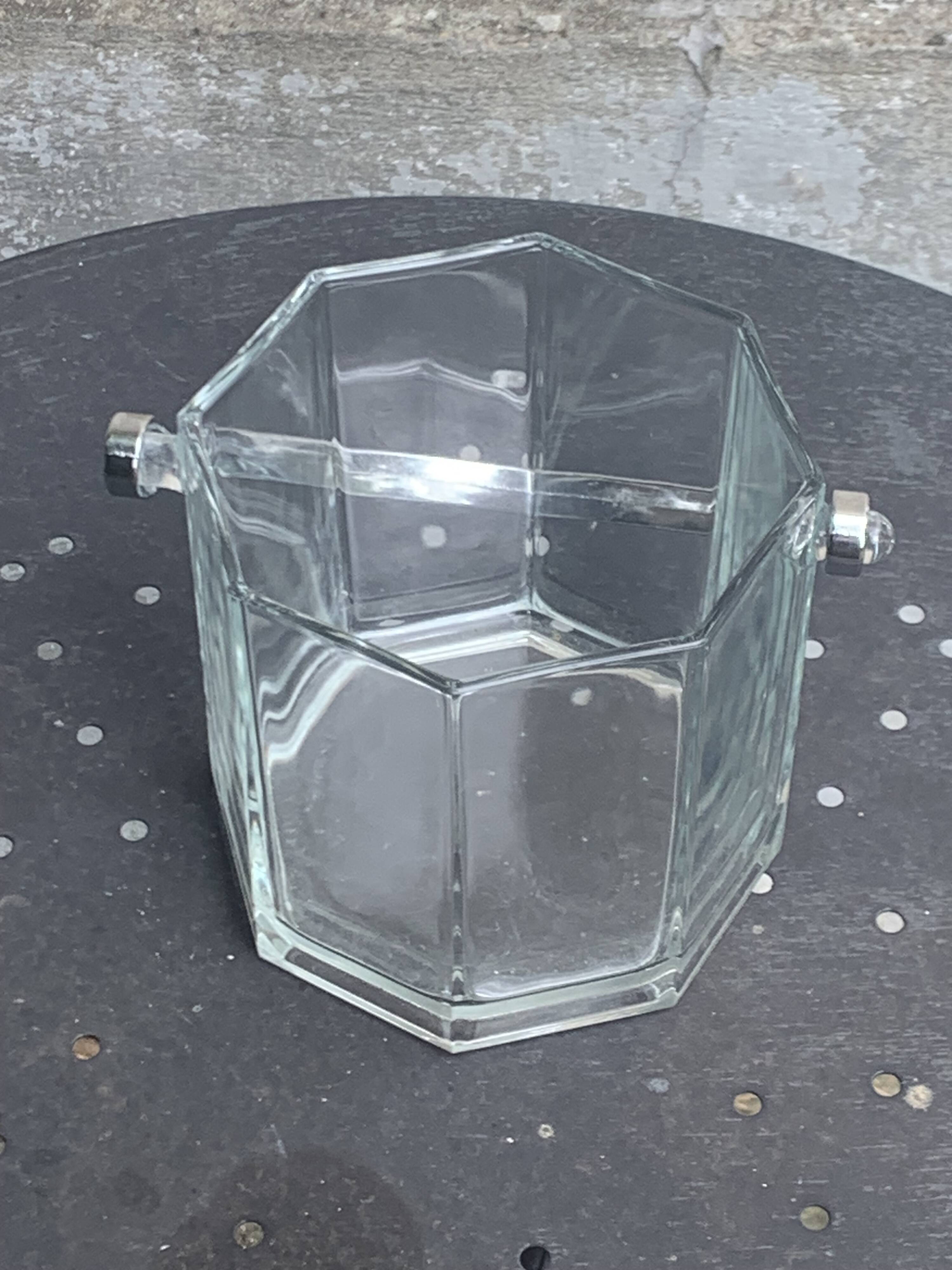 Ice bucket made in France in transparent faceted glass, stainless steel handle