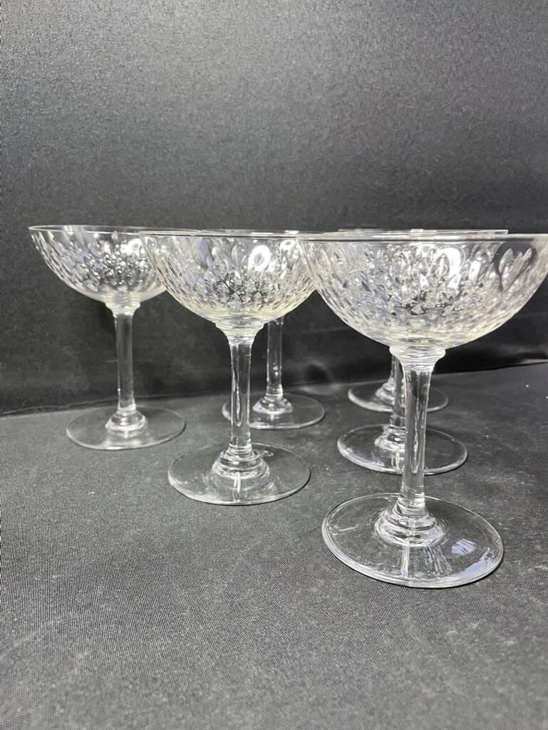 6 Baccarat champagne glasses Paris service
