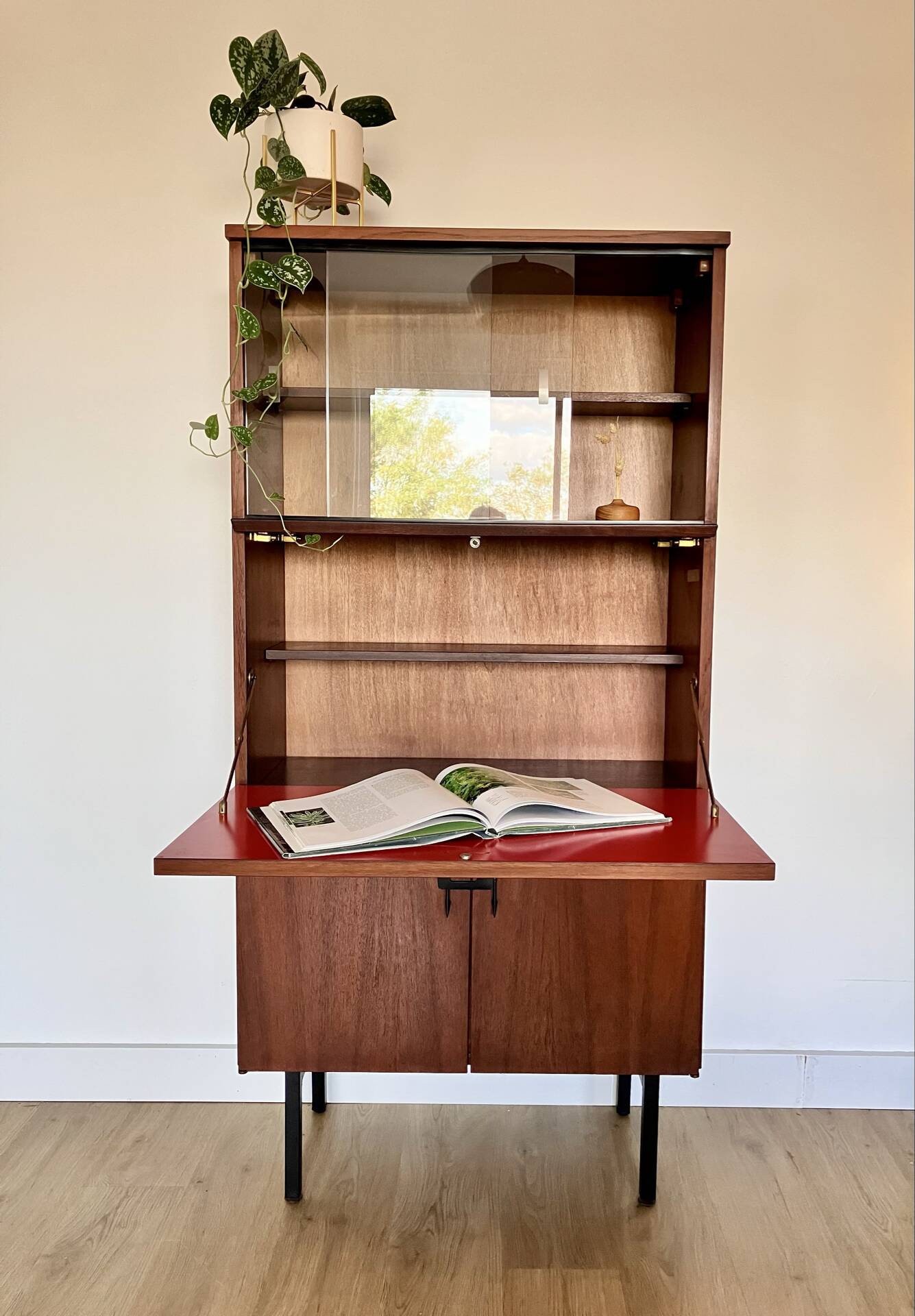 Secrétaire bibliothèque année 70