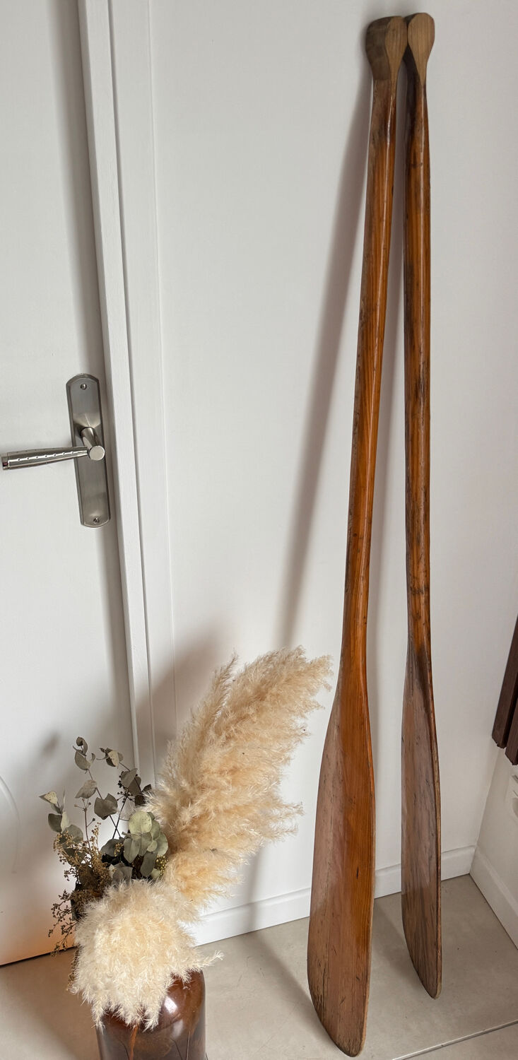 Pair of solid wood paddles