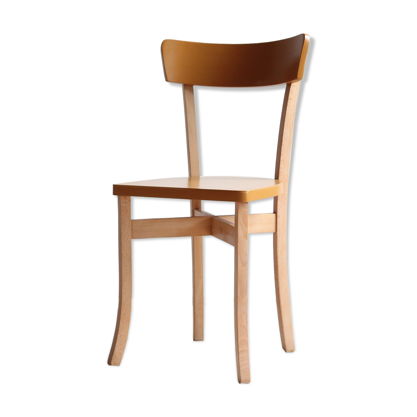 Vintage wooden bistro chair revisited
