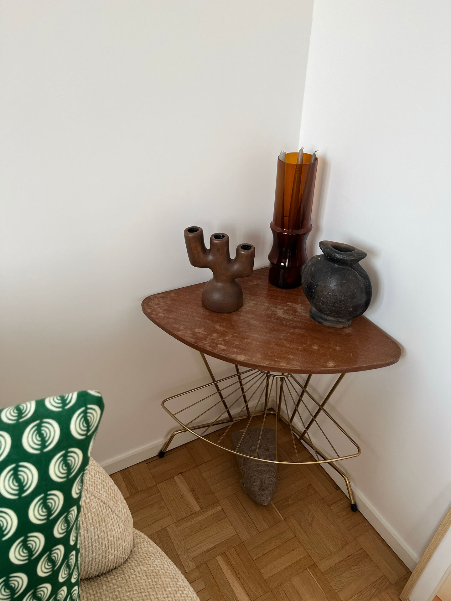 Table / Side table