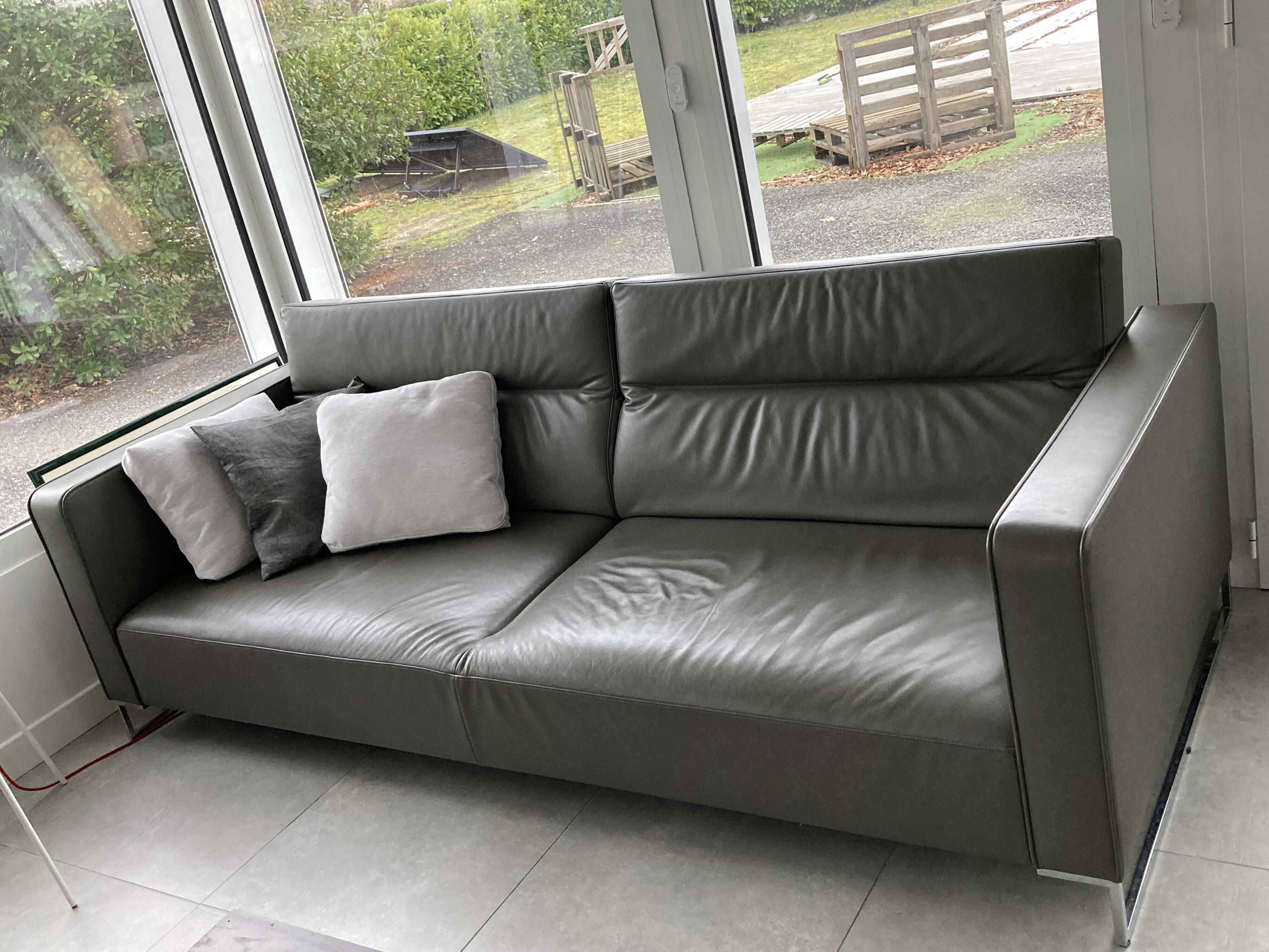 Urban Canapé – Didier Gomez for Ligne Roset – Anthracite grey leather