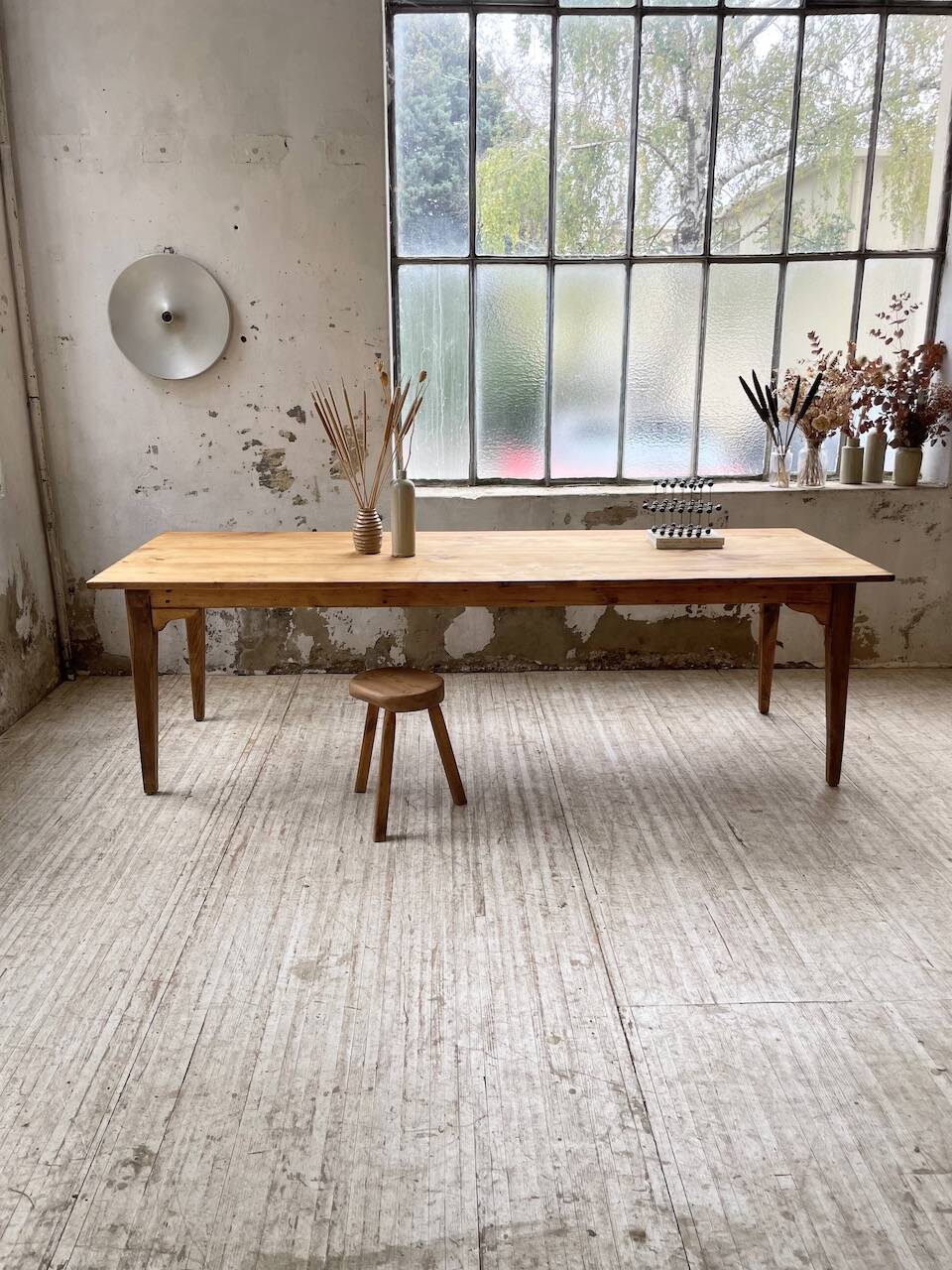 Farmhouse table with spindle legs 2.50m