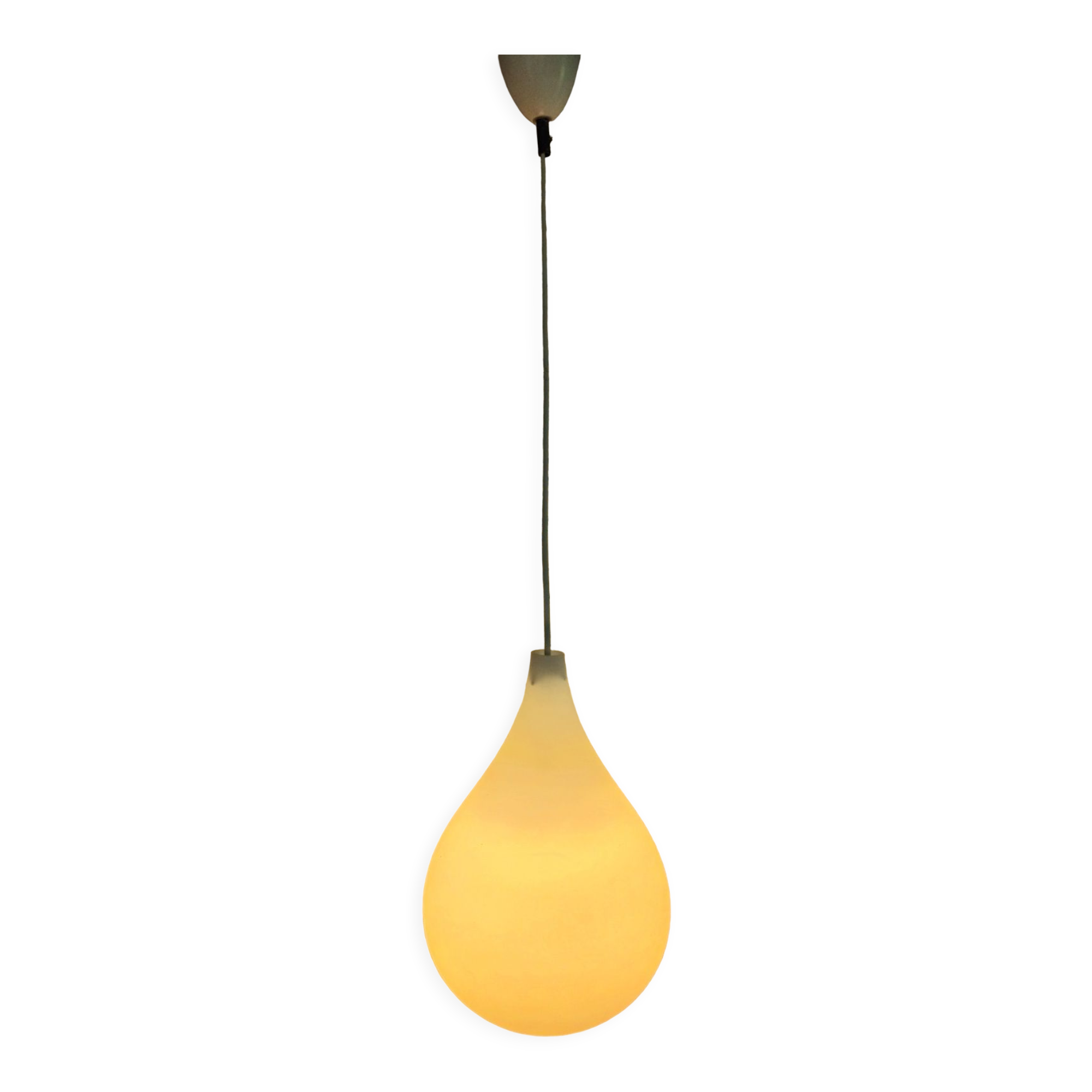 Scandinavian suspension "drop" opaline