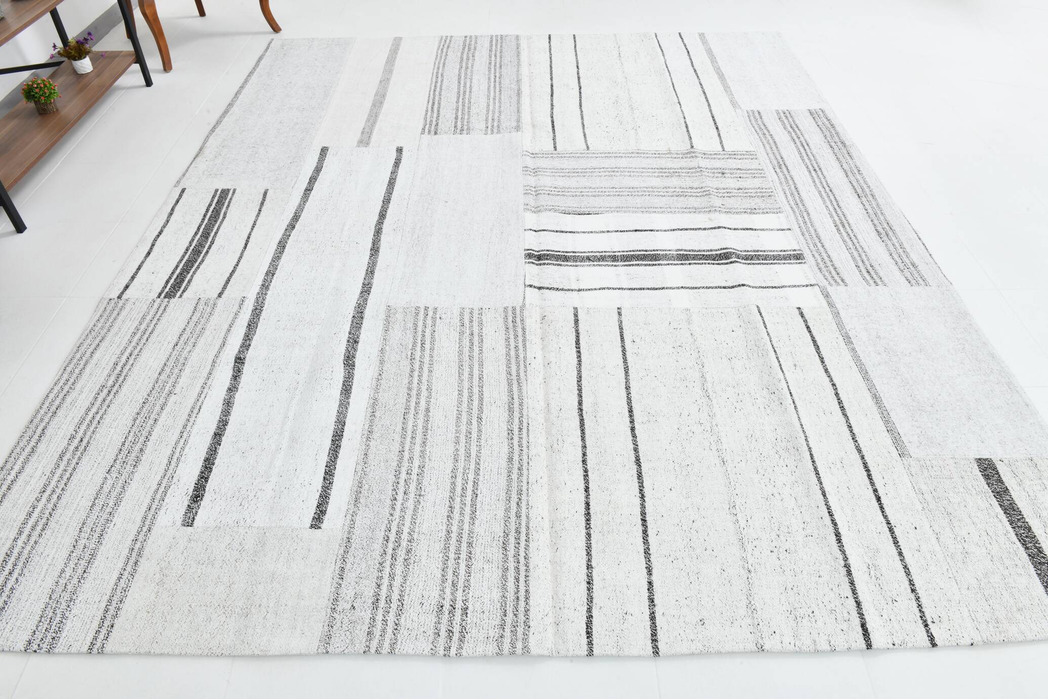 8x10 Contemporary White & Gray Solid Kilim Rug, 258x309Cm