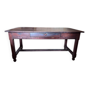 Antique table from the Louis XIII period.