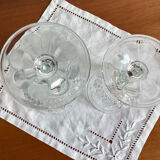 Lot of stemmed glass