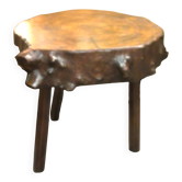 Table brutaliste