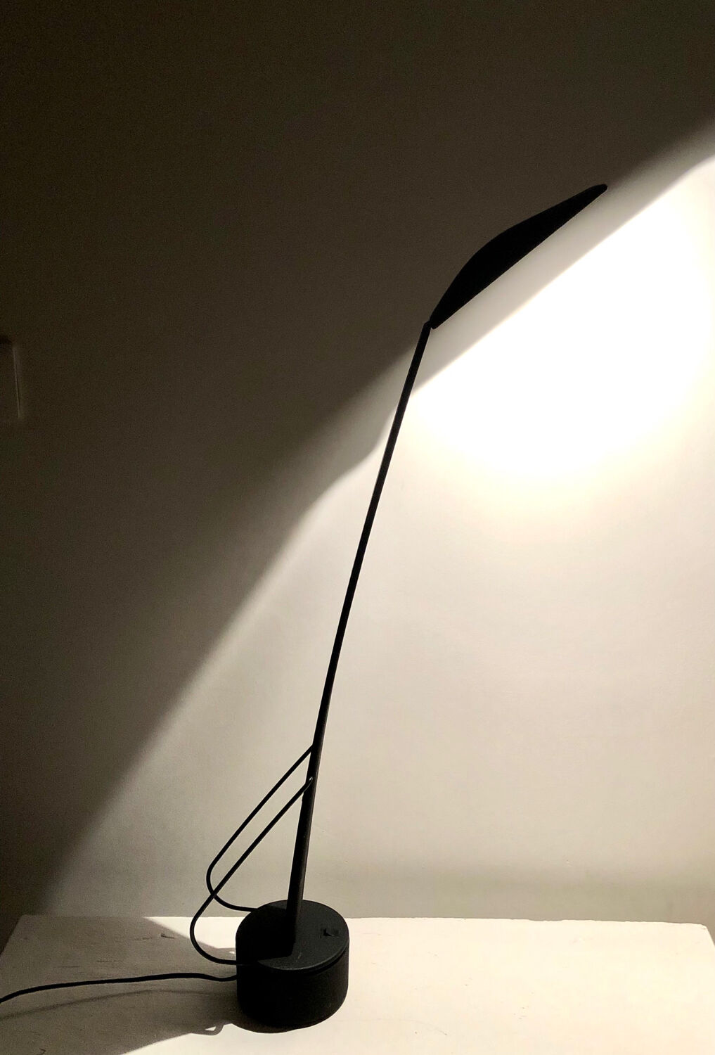 Dove desk lamp by Marco Colombo and Mario Barbaglia 1980s