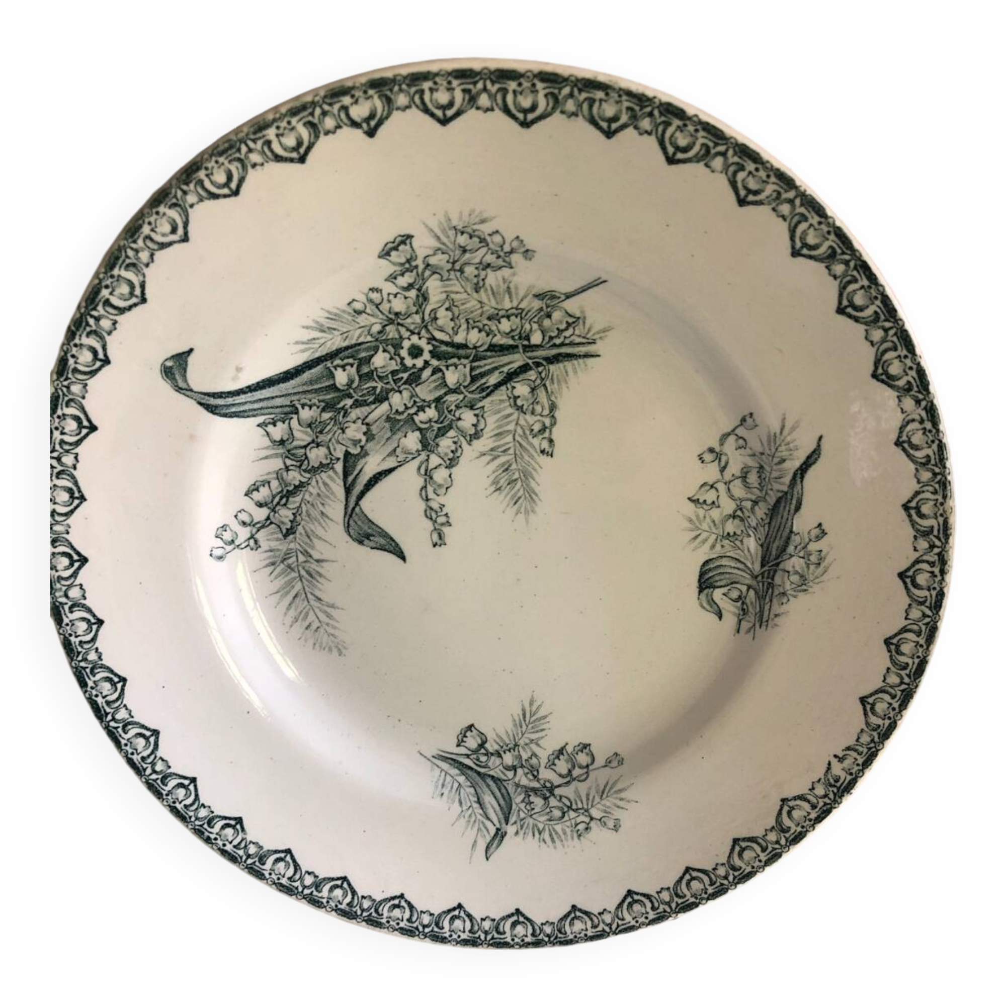 17 St Amand ironware plates, "Muguet" model