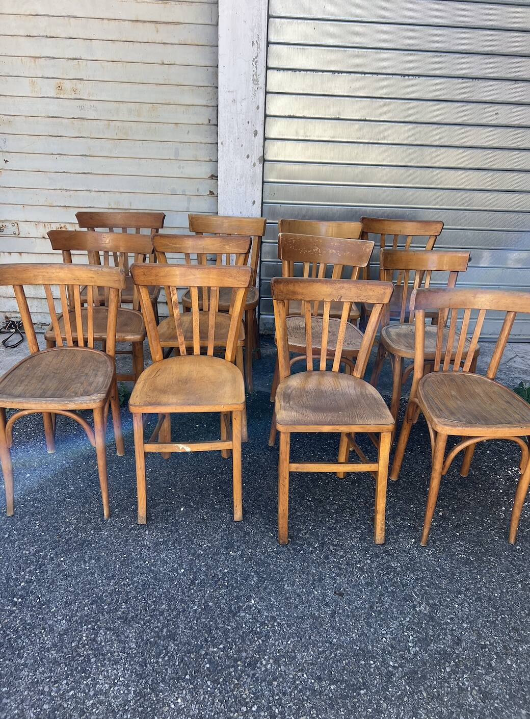 (Lot) 12 bistro chairs (light oak)