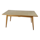 Table à manger des années 1950 en érable avec bord travaillé