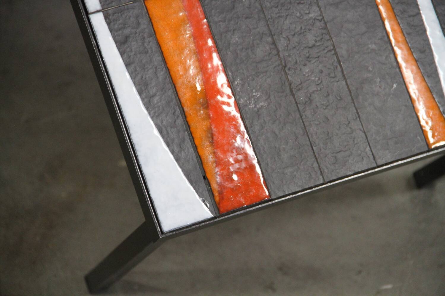 Capron shuttle table