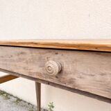 Farm table