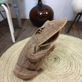 Frog magazine door rattan