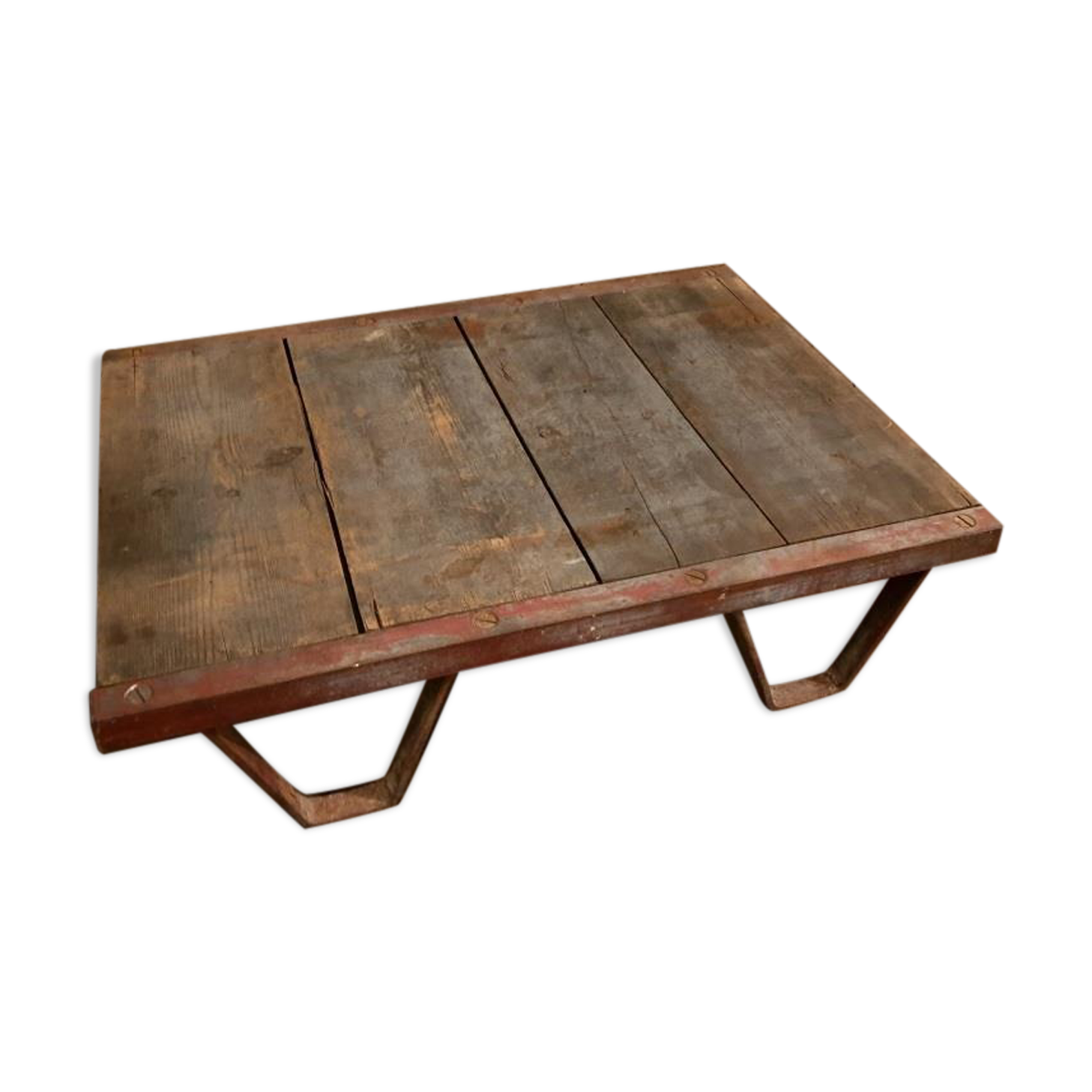 Factory pallet coffee table industrial table