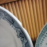 6 anciennes assiettes creuses dépareillées en Terre de Fer vertes et bleues