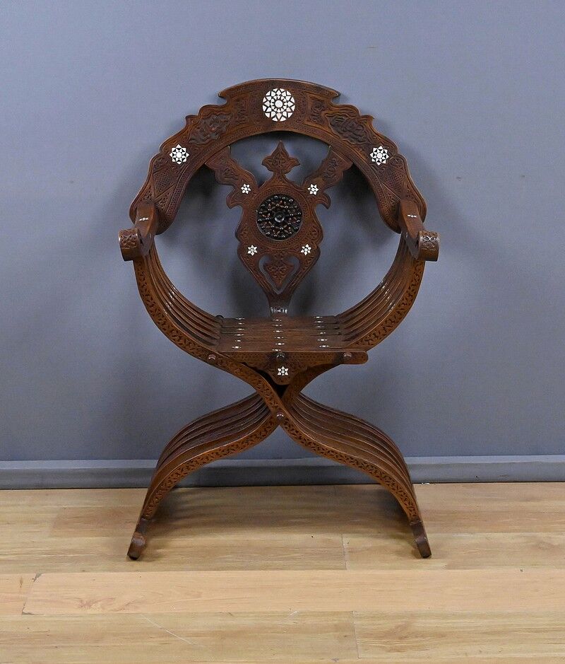 Syrian walnut armchair – late 19th century