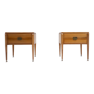 Paire de tables de chevet en bois du milieu du siècle, Italie, années 1960