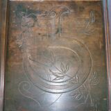 Carved saddle with Indochinese spacer