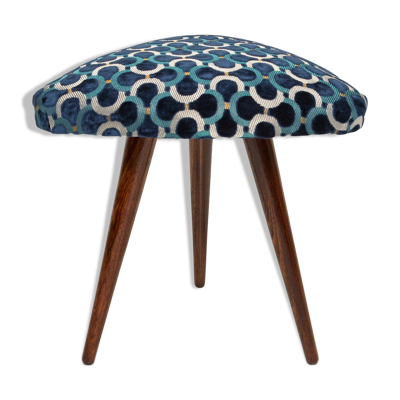 Tabouret triangulaire Dedar en velours bleu Scarabeo Mid Century, Europe, 1960s