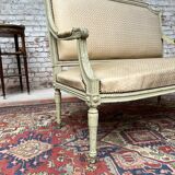 Banquette en bois peint à dossier à la reine de style Louis XVl XlX eme siècle