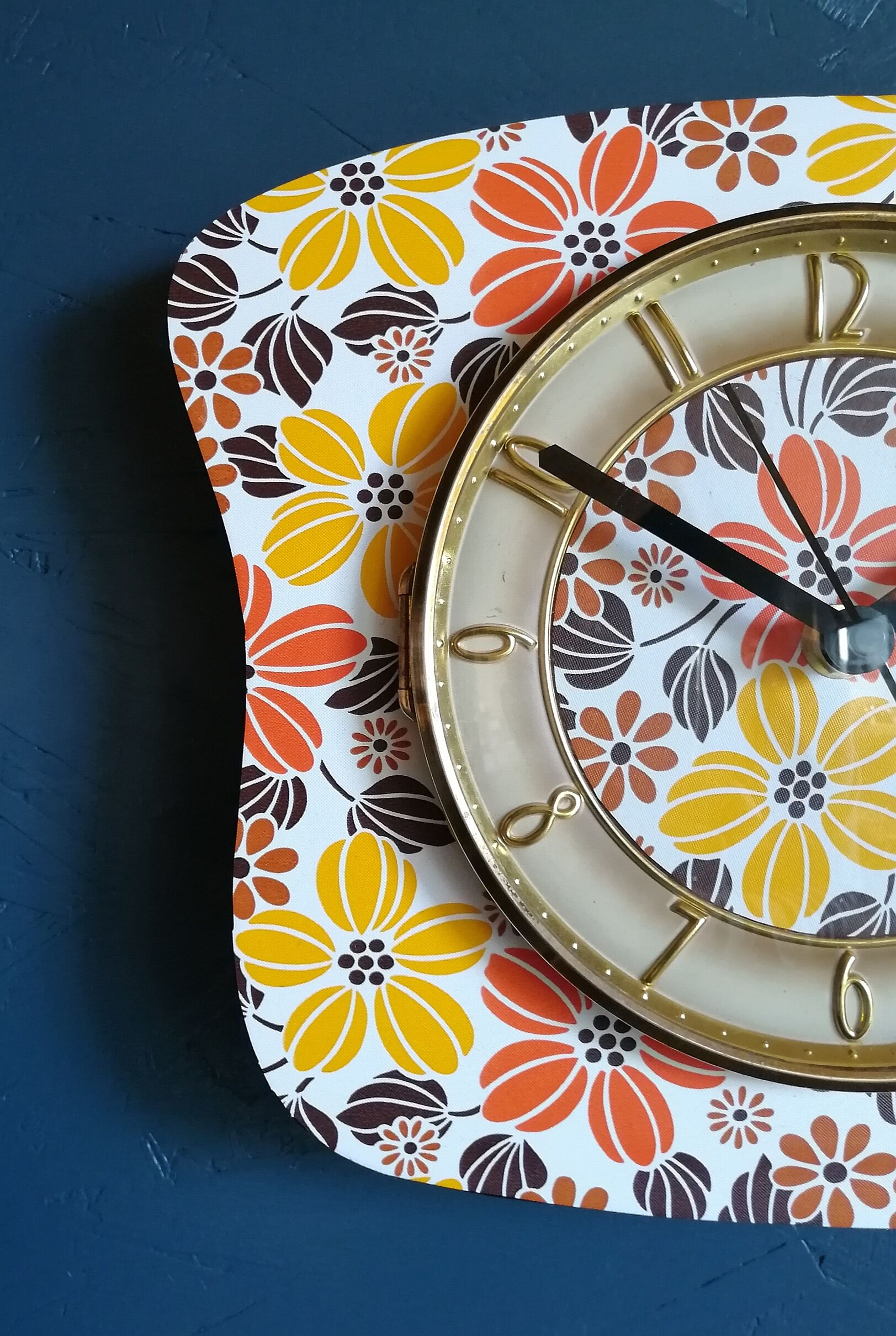 Vintage clock silent wall pendulum "Flowers"