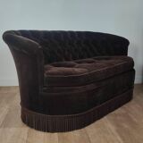 Velvet toad sofa