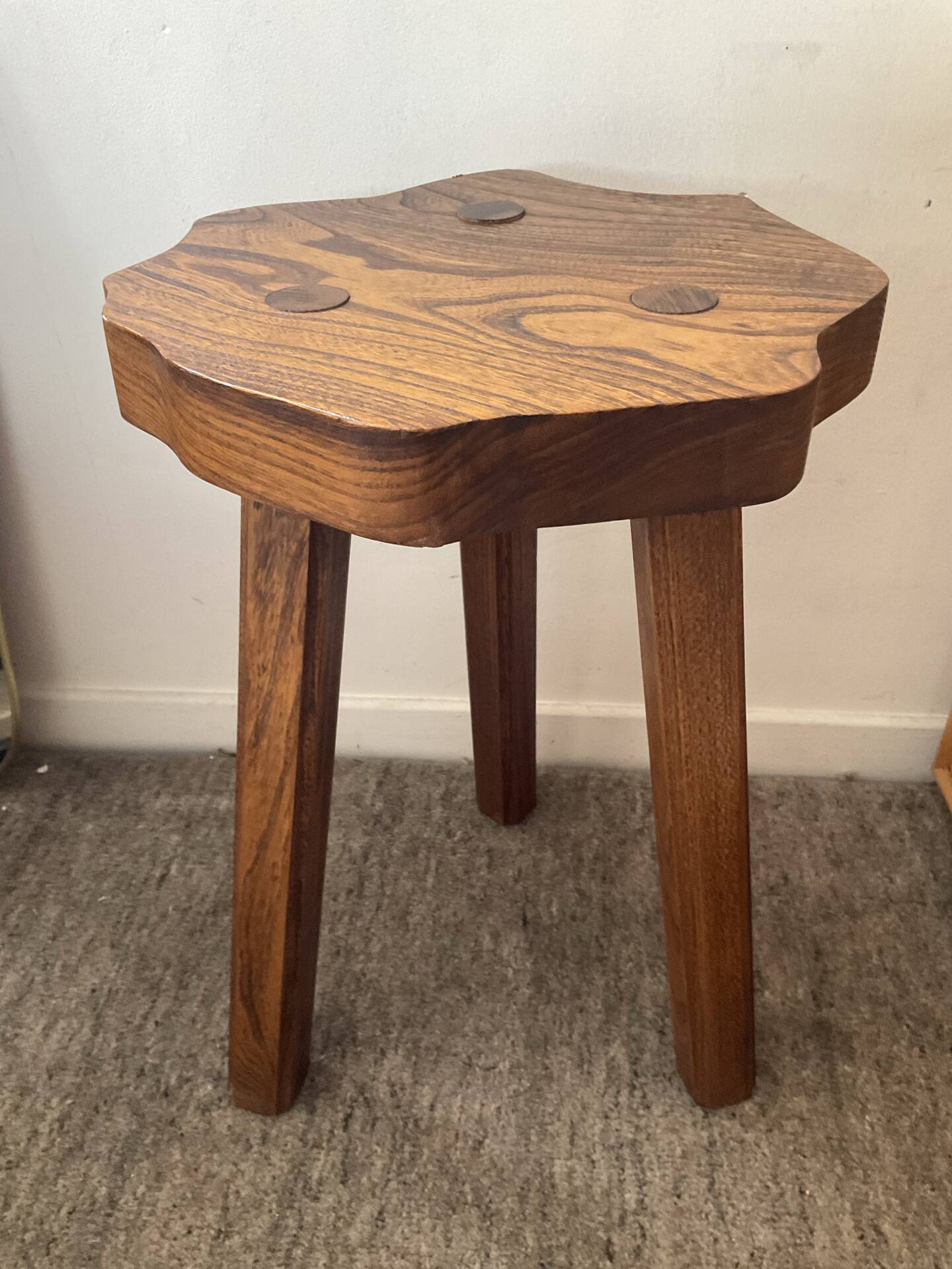 Tripod farmhouse stool in solid oak