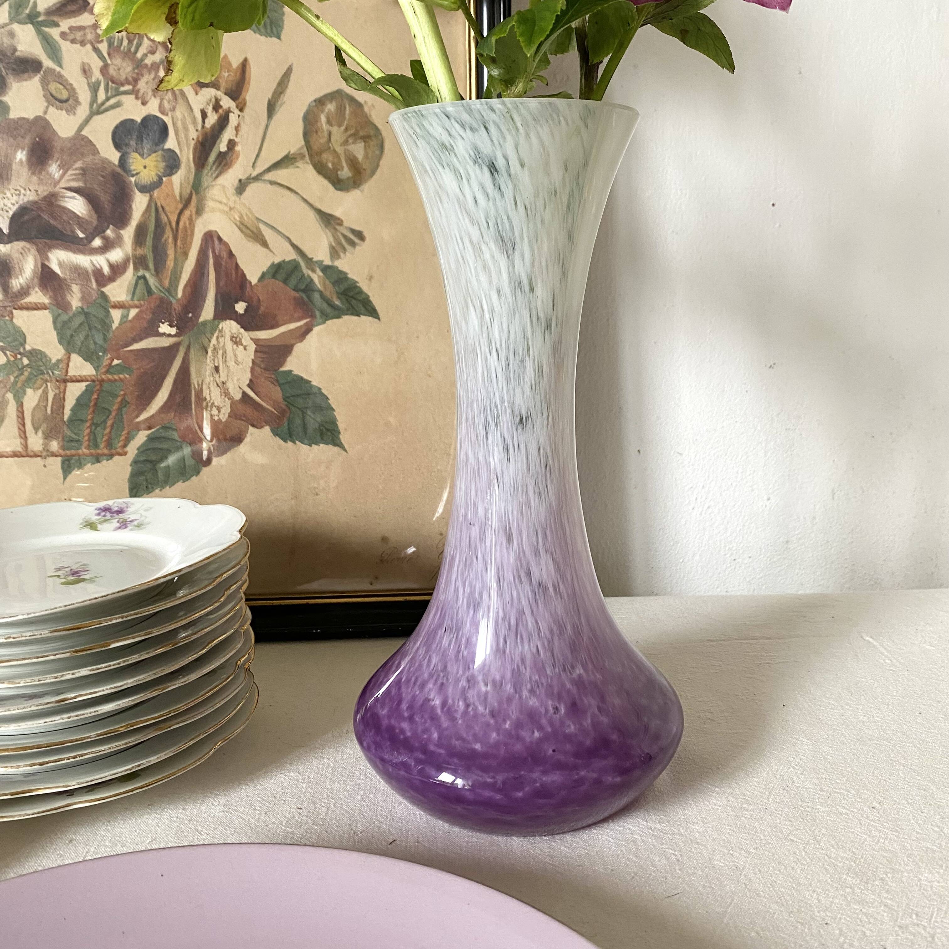 Antique speckled vase in Clichy glass