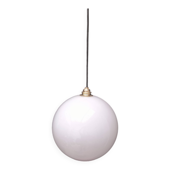 Suspension opaline