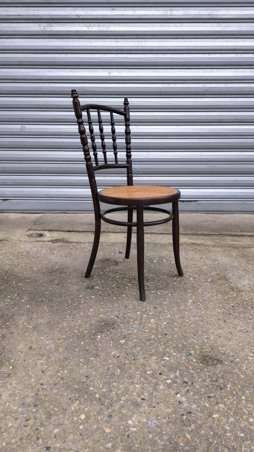 Chaise Mundus de Thonet Vienne Autriche 1925