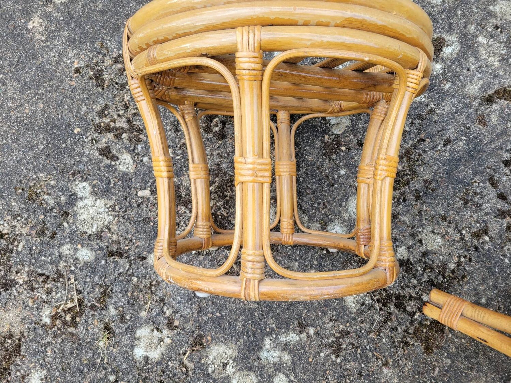 Vintage rattan garden furniture from the 1970s.