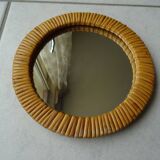Round mirror in rattan and vintage wicker