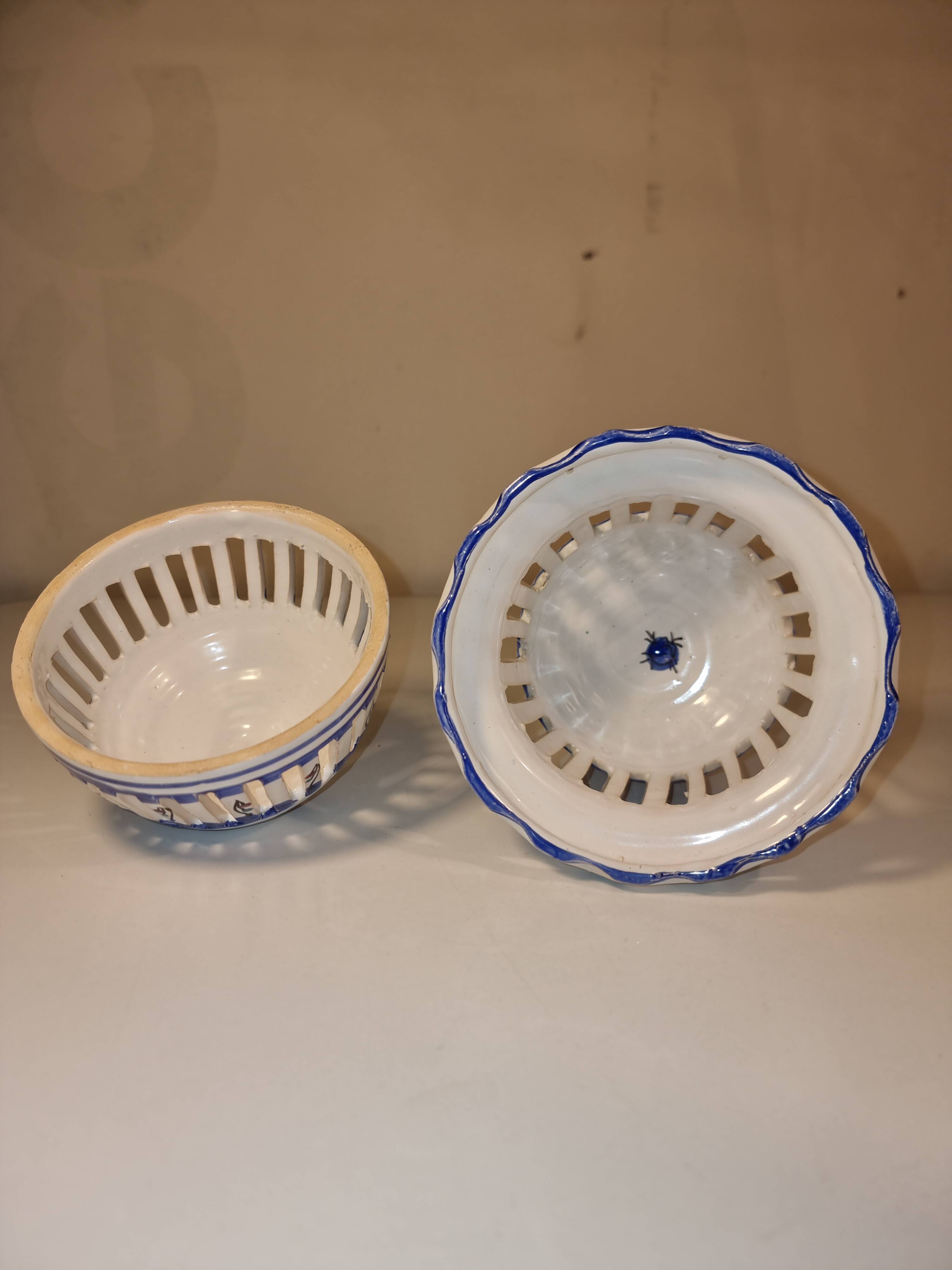 Latticework porcelain lantern