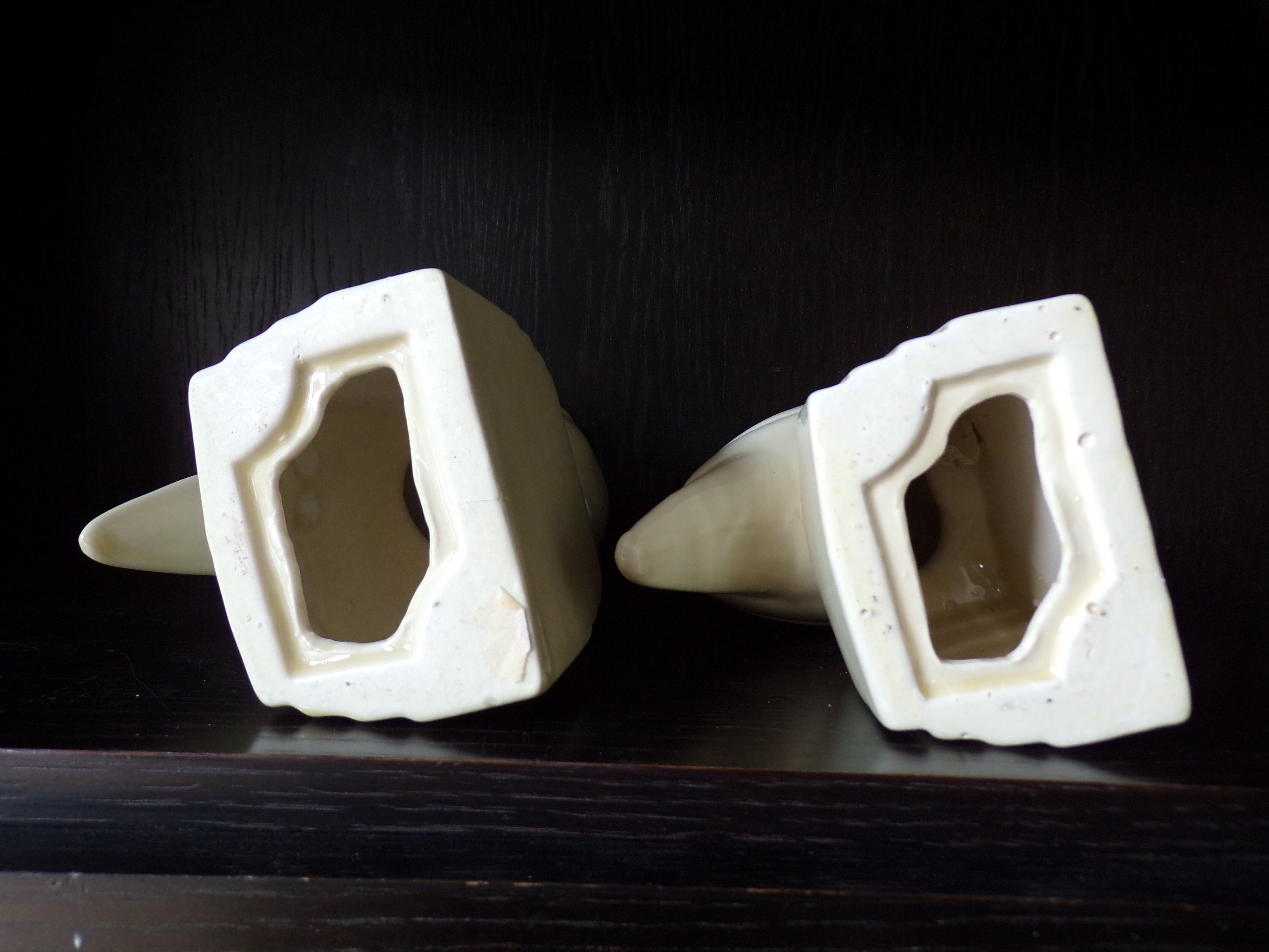 Pair of ceramic parrot bookends