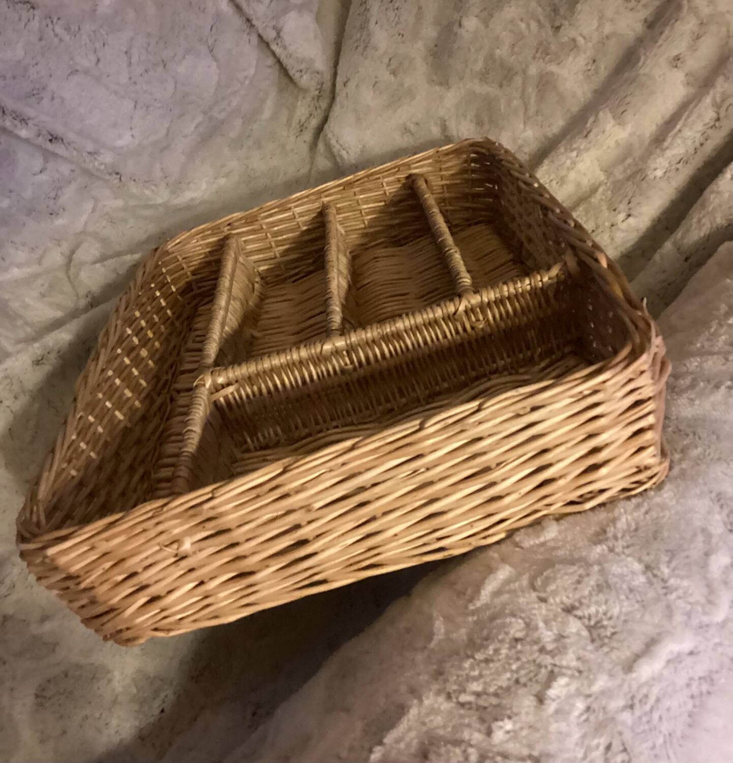 Rattan basket for cutlery