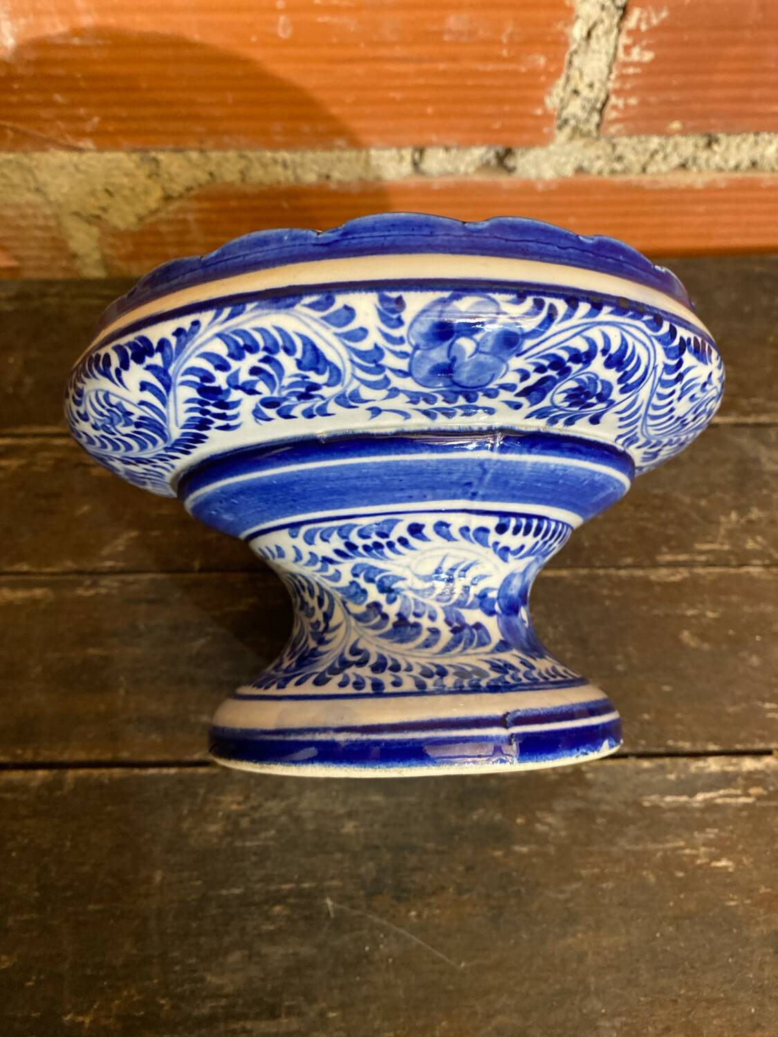 Fruit Bowl White Ceramic Vintage Blue Decor #D552