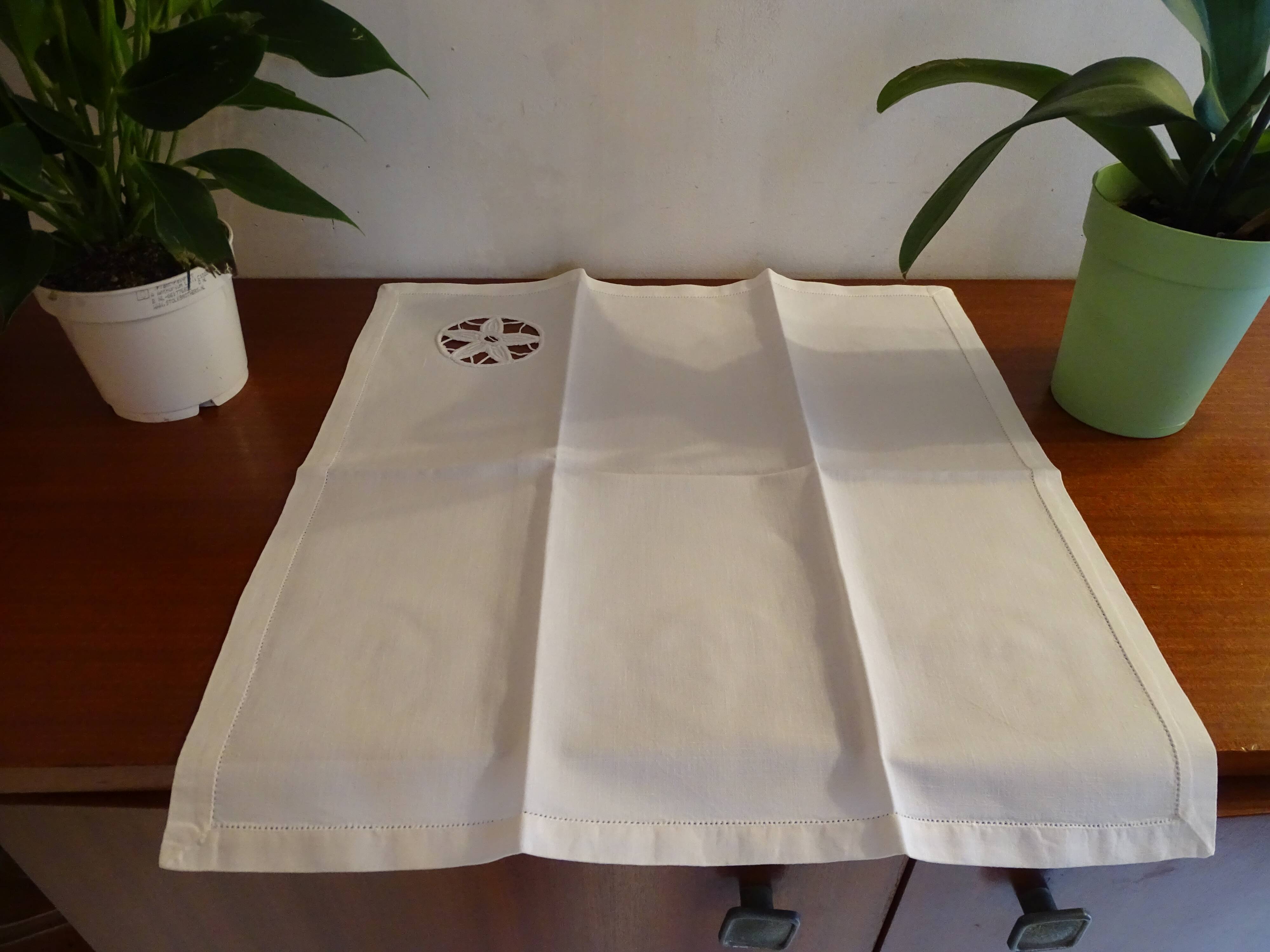 6 openwork napkins cotton mixed race 47 x 47 flower decoration